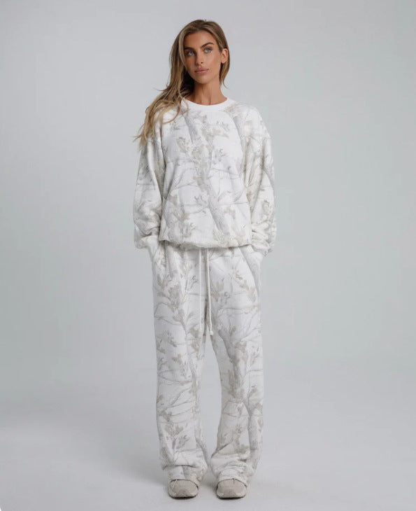 Zweiteilige Sets für Damen mit Camouflage-Hoodie