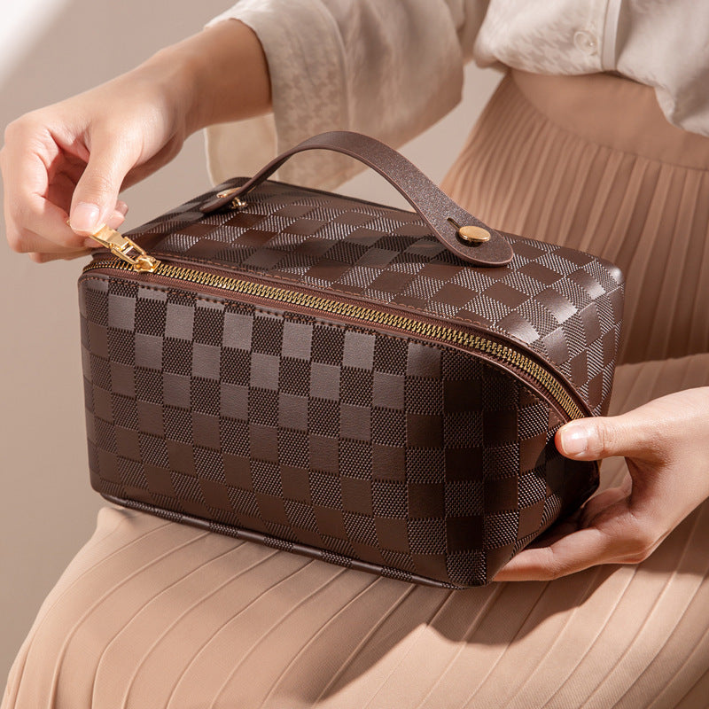 Lumi Shell Cosmetic Bag
