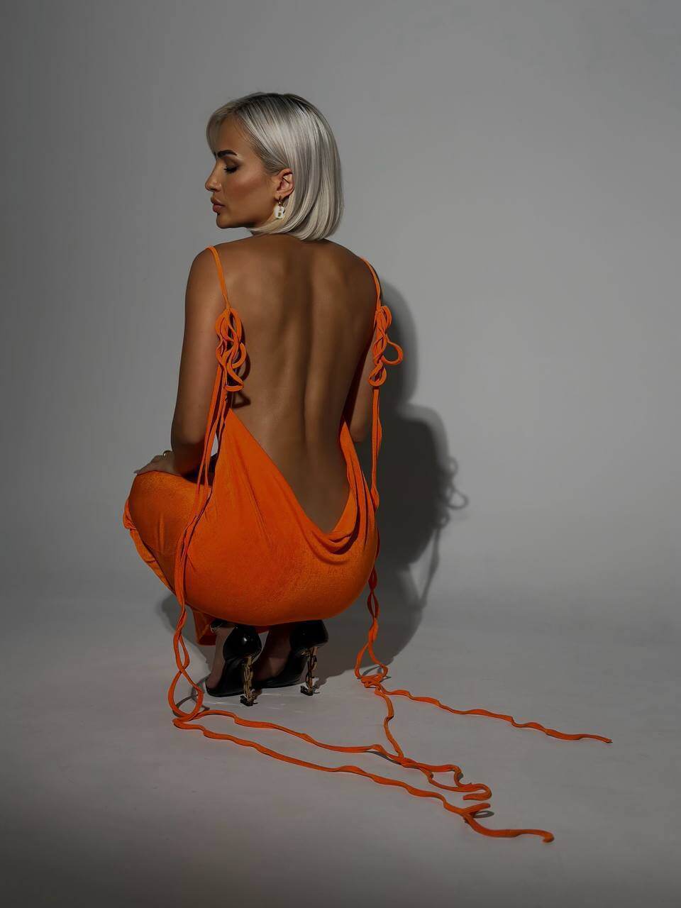 Schlankes, rückenfreies Kleid, Sommer-Camisole-Kleid, langes Kleid mit Schnürung