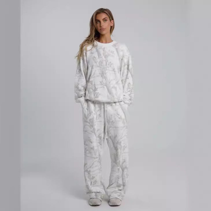 Zweiteilige Sets für Damen mit Camouflage-Hoodie