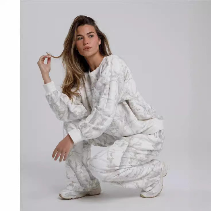 Zweiteilige Sets für Damen mit Camouflage-Hoodie