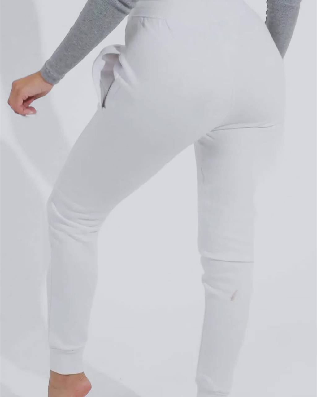Weiße Jogginghose