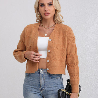 Kurze Strickjacke, modischer Langarmpullover