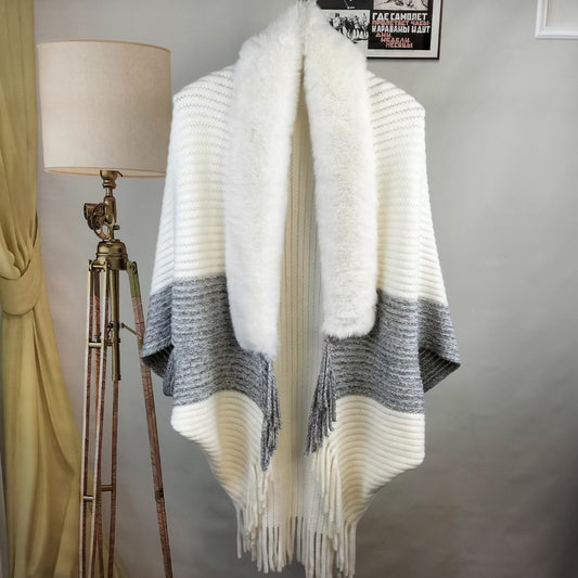 Modischer personalisierter Strickjackenmantel