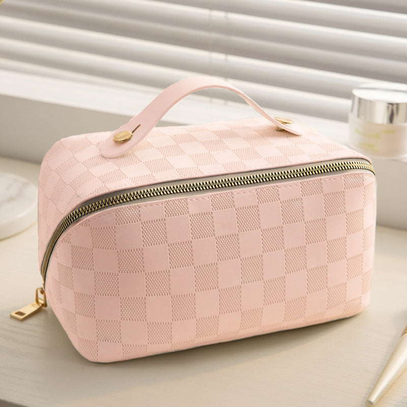 Lumi Shell Cosmetic Bag